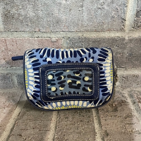 Vera Bradley - Picture 13 of 15